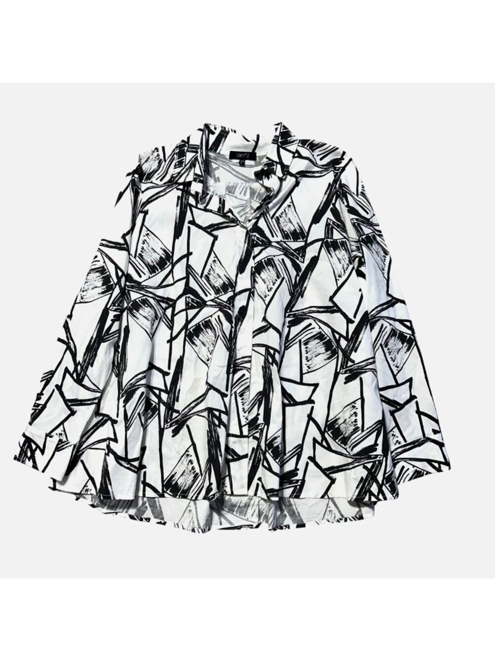 Comfy Women's Sz Large  Abstract Button-Up Shirt Long Sleeves Lightweight